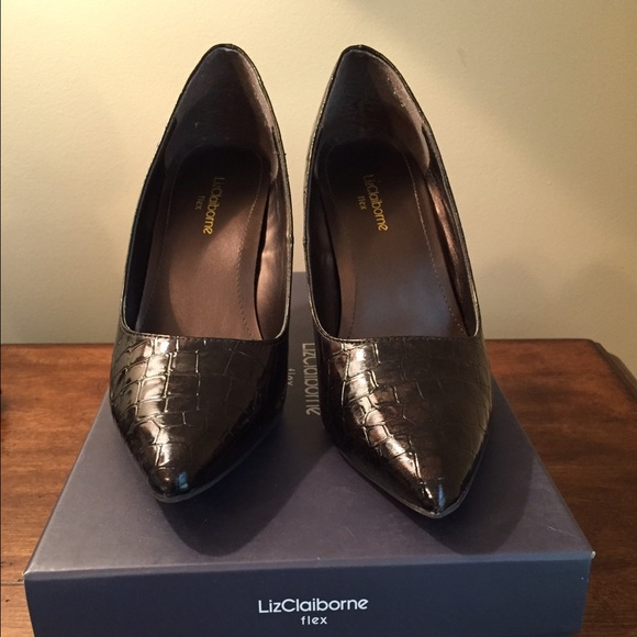 Liz Claiborne Flex Brown Crocodile Heels