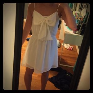White dress with bow