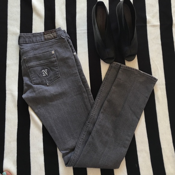 Noble Grey Jeans - Picture 2 of 3