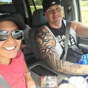 Meet your Posher, Courtney