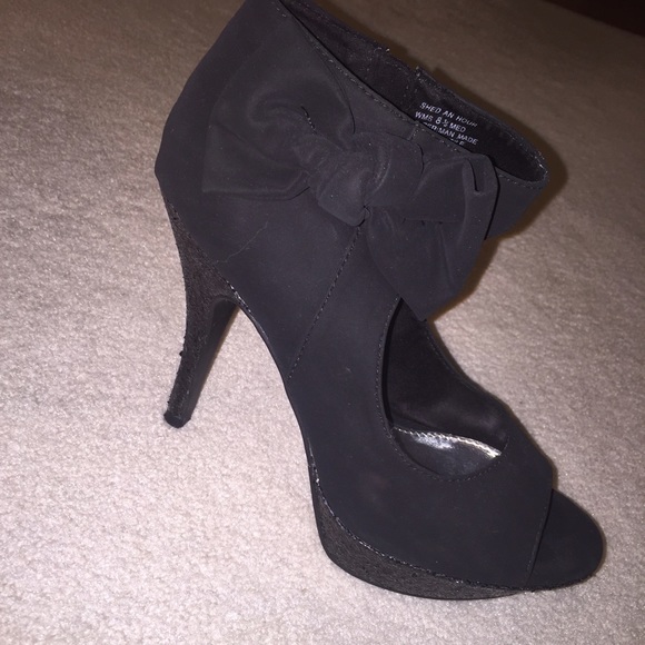 Kenneth Cole Women's heels