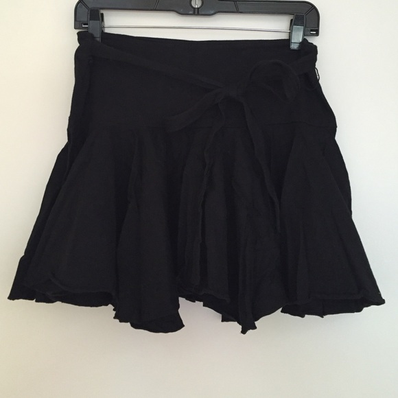 Un Deux Trois Black Miniskirt