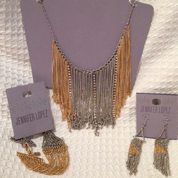 NWT Jennifer Lopez Necklace,Bracelet, Earnings Set