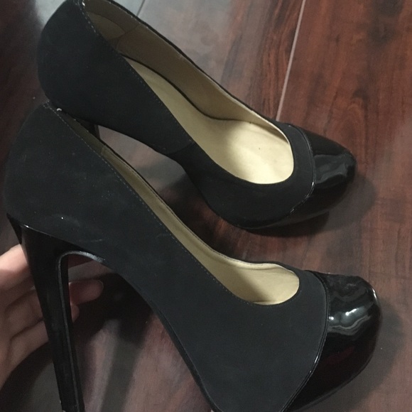 High heel shoes
