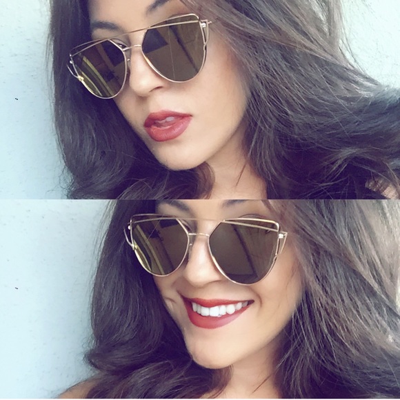 GOLD RIMMED, YELLOW/ BROWN MIRROR CAT EYE SUNNIES