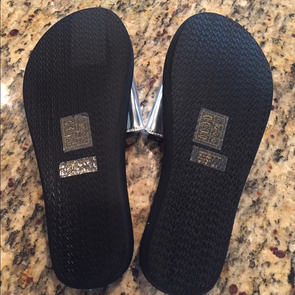 Michael Kors sandals - Picture 3 of 4