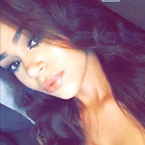 Meet your Posher, Lenise