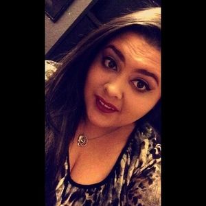 Meet your Posher, Amber