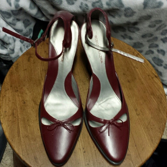 BCBGMAXAZRIA Shoes - Picture 2 of 4