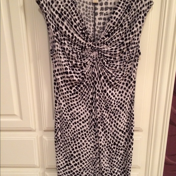 MICHAEL Michael Kors Dresses & Skirts - Stretchy knee length sleeveless dress