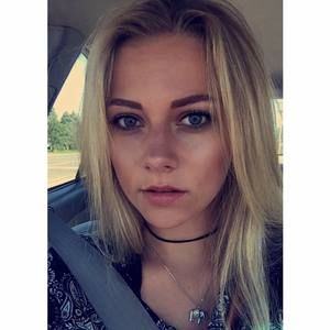 Meet your Posher, Gabrielle