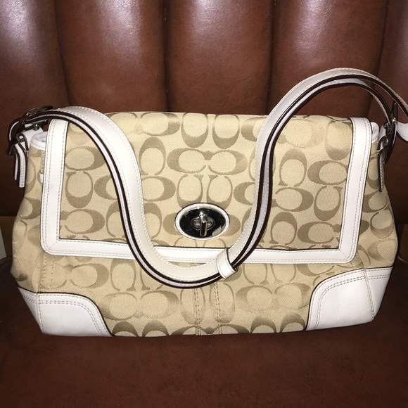 Coach shoulder bag