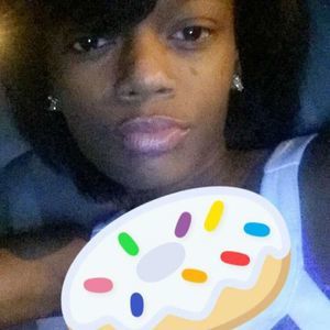 Meet your Posher, Ayanna