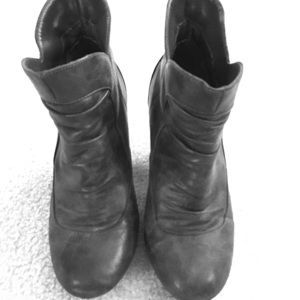 Ankle high gray slouch booties