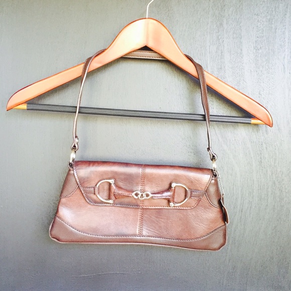 M  c   |   Leather Shoulder Purse - Picture 1 of 4