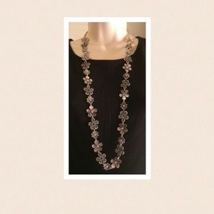 Daisy Chain Necklace