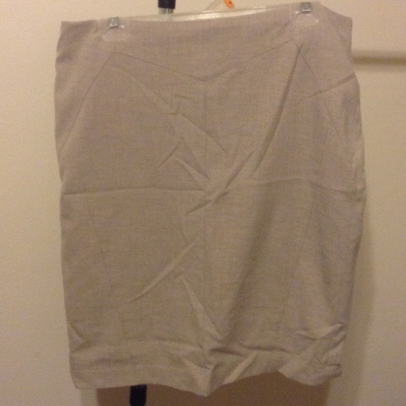 Worthington crime skirt