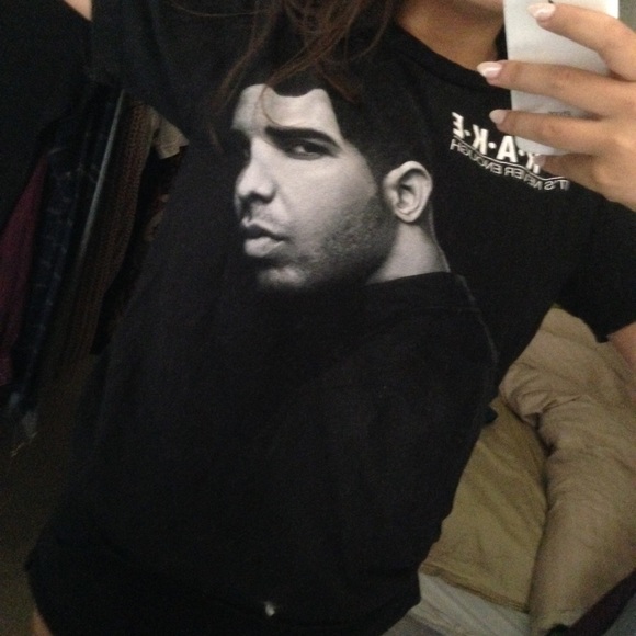 🔥5$ SALE🔥Drake tshirt