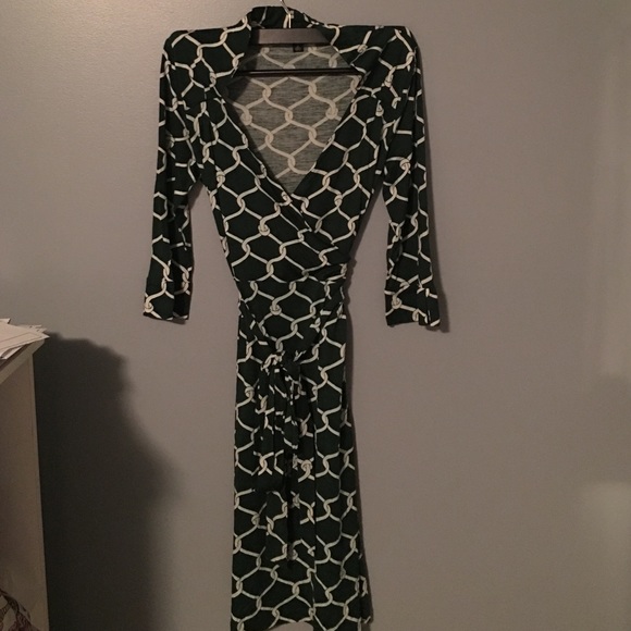 Banana Republic Dresses & Skirts - Banana Republic Wrap Dress