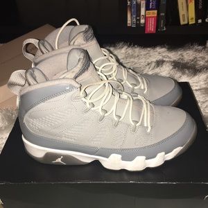 Jordan "Cool Grey 9" Mens Size 7.5 Womens Size 9.5