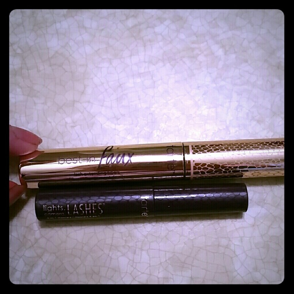 SOLD! Best in Faux::Lights Camera Lashes