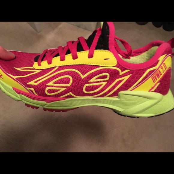 Zoot running shoes size 9
