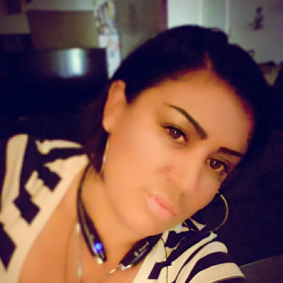 Meet your Posher, Denice