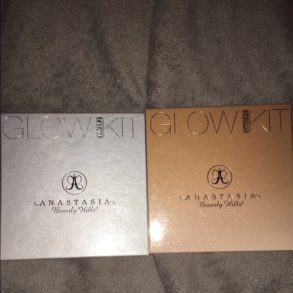 UNUSED MAKEUPPP!!!!! - Picture 2 of 4