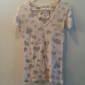 Polka heart print v neck tee