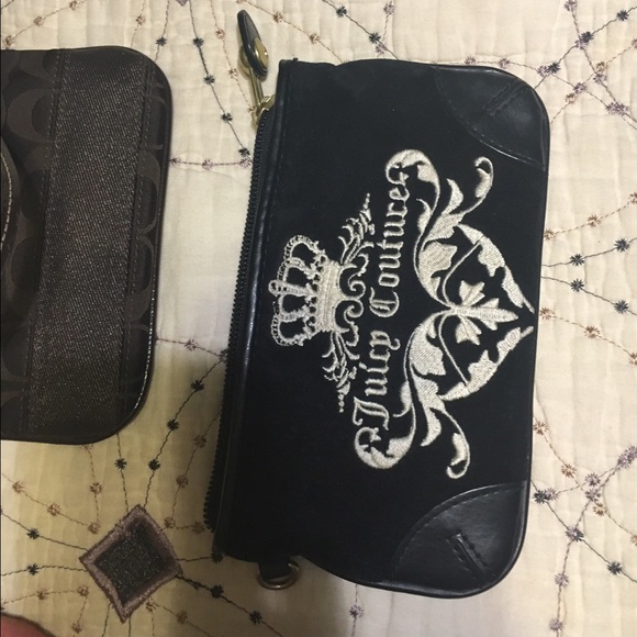 Juicy couture wristlet