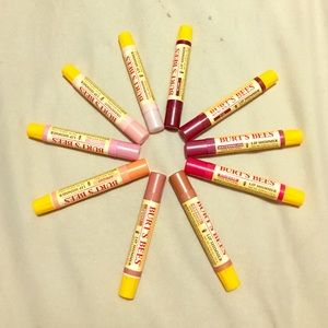 MAJOR burts bees bundle 29 pieces! *Reserved*