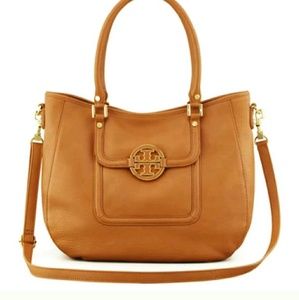 SOLD SOLD SOLD OUT Tory Burch large Amanda bag