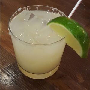 Meet your Posher, Ana