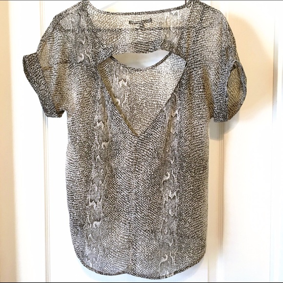 *SALE* Urban Outfitters Cut-out back top - Picture 2 of 3