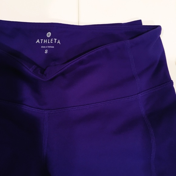 Purple Athleta Cropped Leggings
