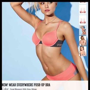 VS PINK WEAR EVERYWHERE PUSH UP 34AA 💗💗💗