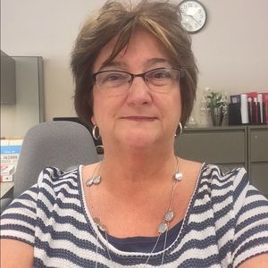 Meet your Posher, Connie