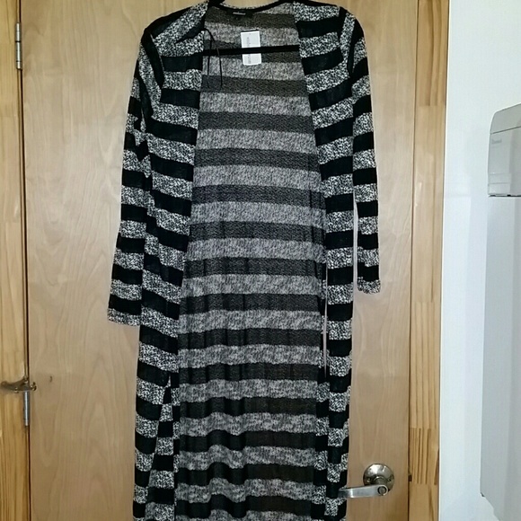 Open Cardigan Sweater.- Duster Large