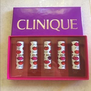 Clinique Kisses Long Last Soft Matte Lipstick