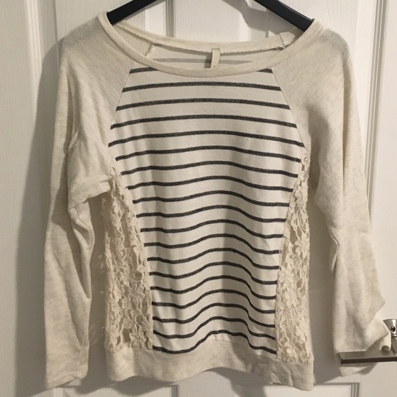 Nordstrom cream striped sweatshirt