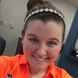 Meet your Posher, Caley
