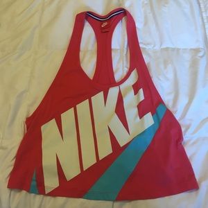 Cropped pink nike sports tank