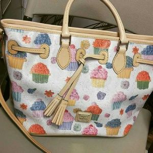 Dooney and Bourke cupcake purse (rare)