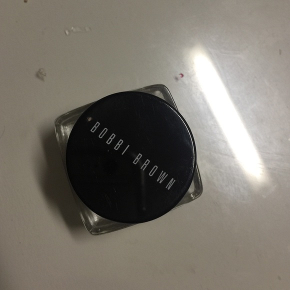 Bobbi Brown Long-Wear Cream Shadow in 4 Sandy Gold