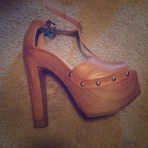 Brand new Jessica Simpson peep toe heels