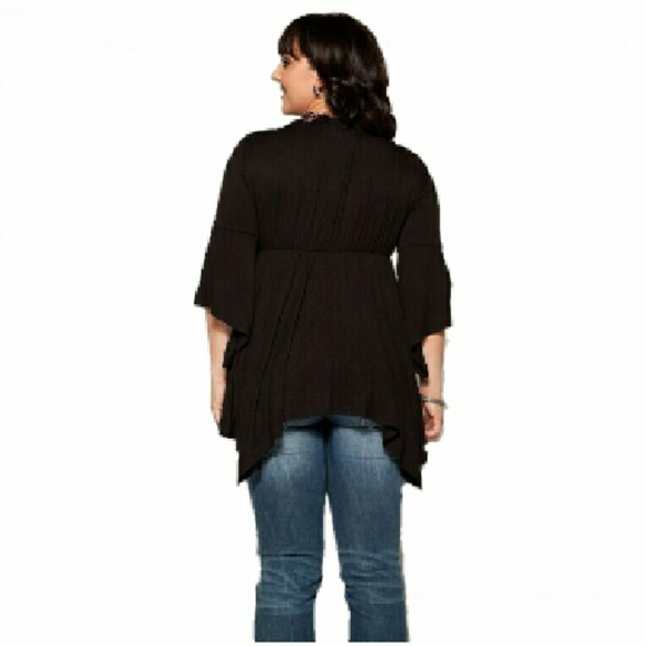 HOLD (Plus) Curvy Posh Grace Empire Top - Picture 2 of 2