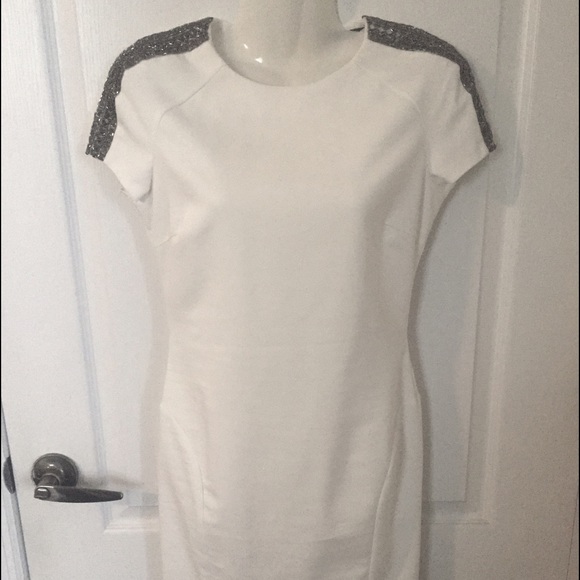 Trafaluc by Zara white tube dress✨