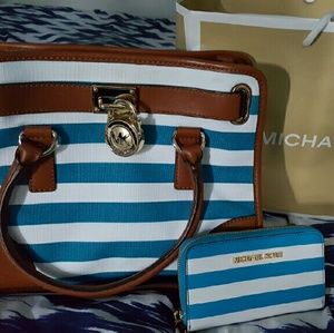 Michael kors purse and wallet