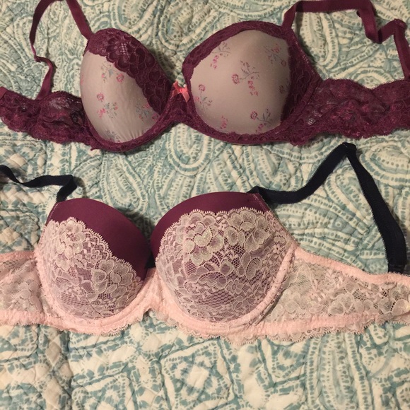 Cute Victoria bras - Picture 1 of 2