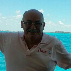 Meet your Posher, Javier